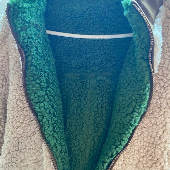 Be Boundless Sherpa Jacket/coat. - Picture 4 of 9